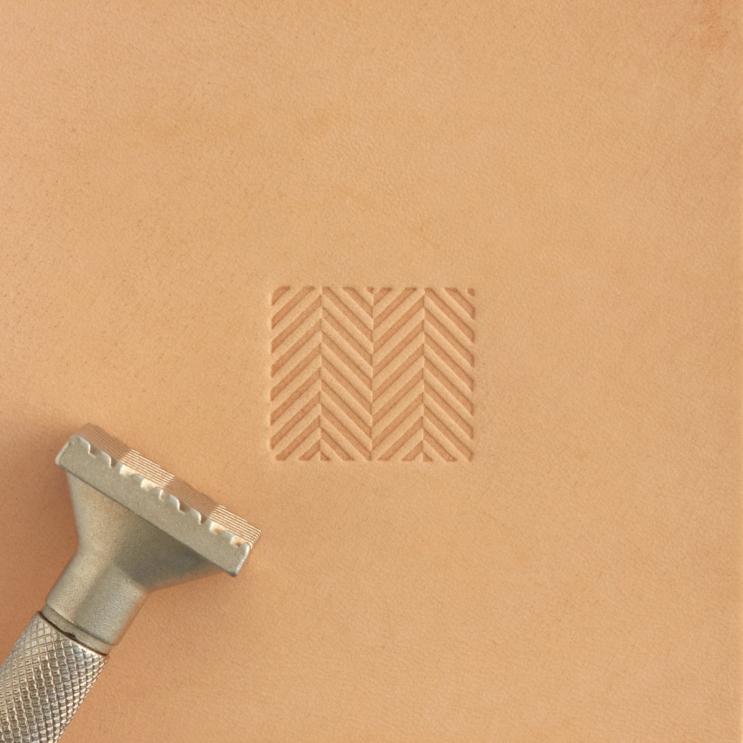 Craftool® Herringbone Stamp