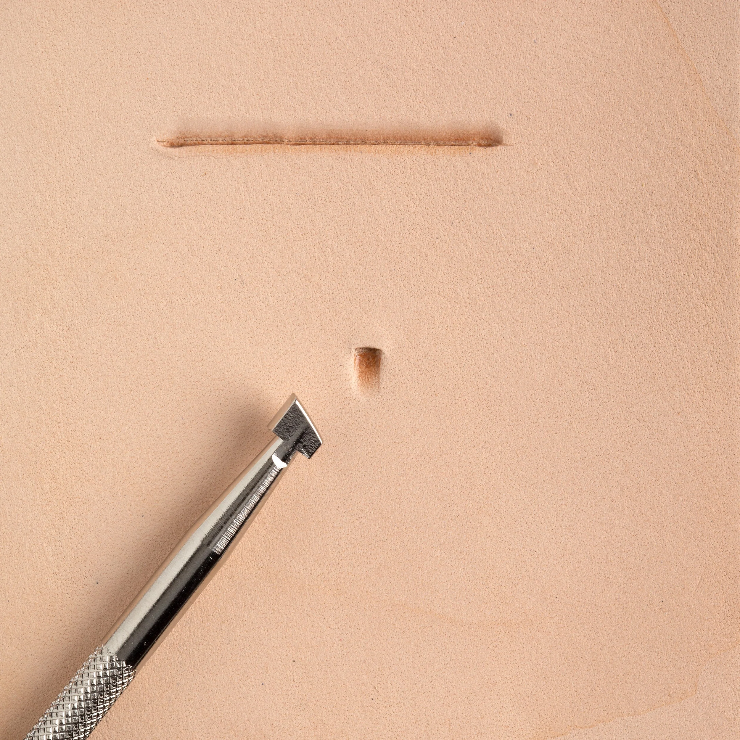 Craftool® Smooth Beveler Stamp