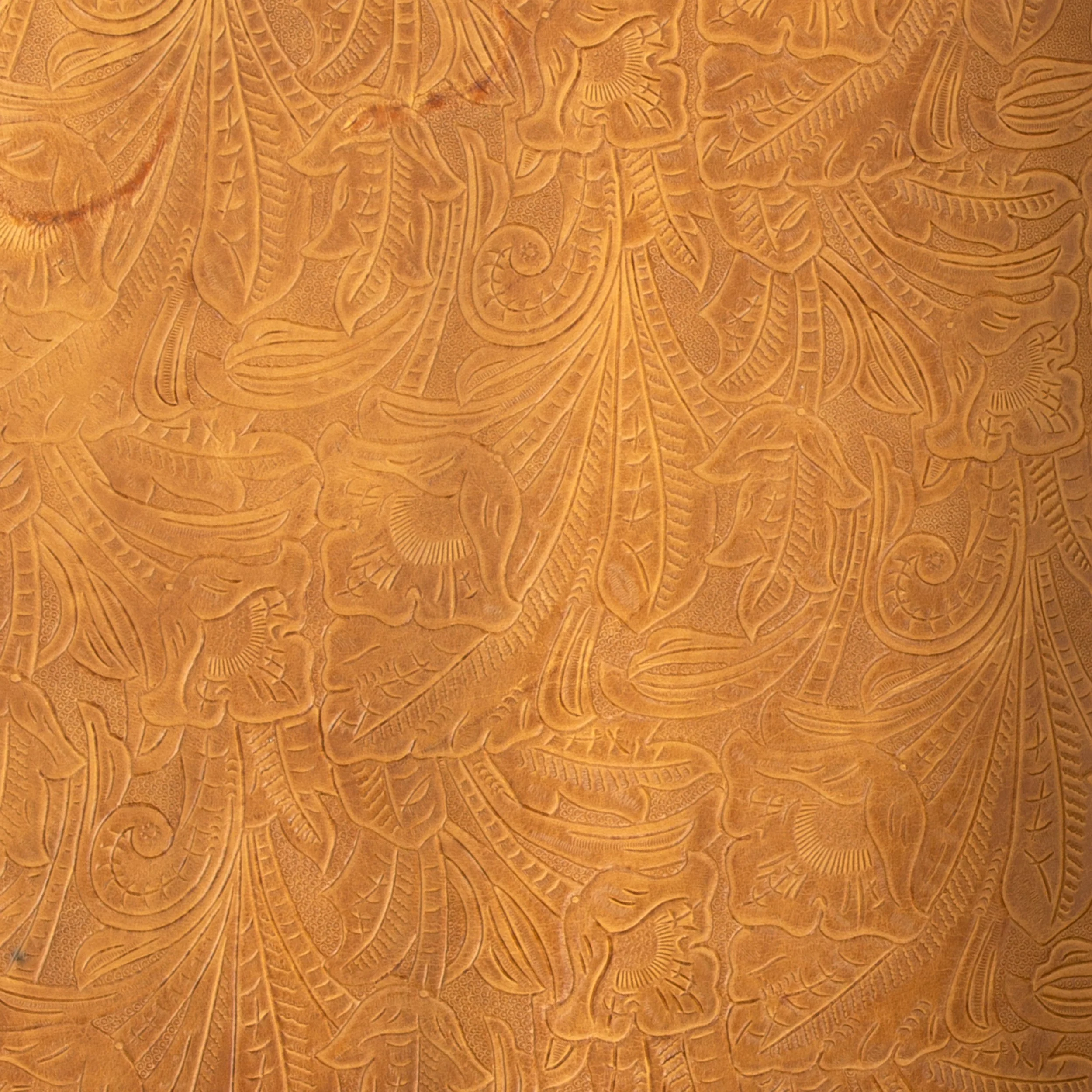 Denver Camurga Embossed Side - Image 11