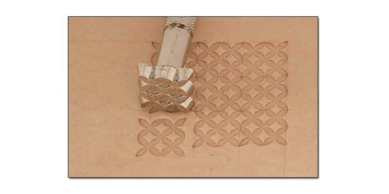K136 Craftool® Stamp