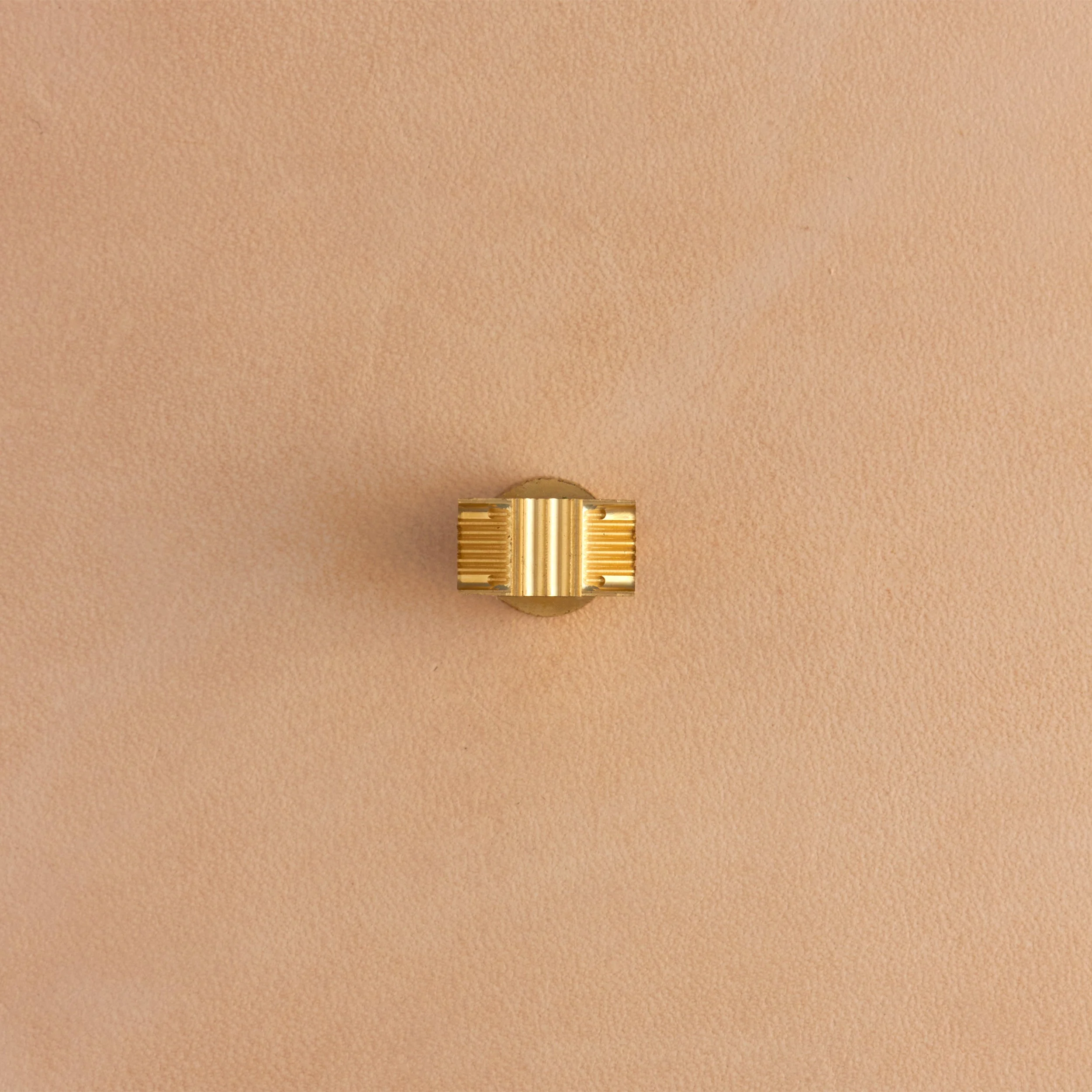 Lined Basket Weave Brass Stamp - Image 3