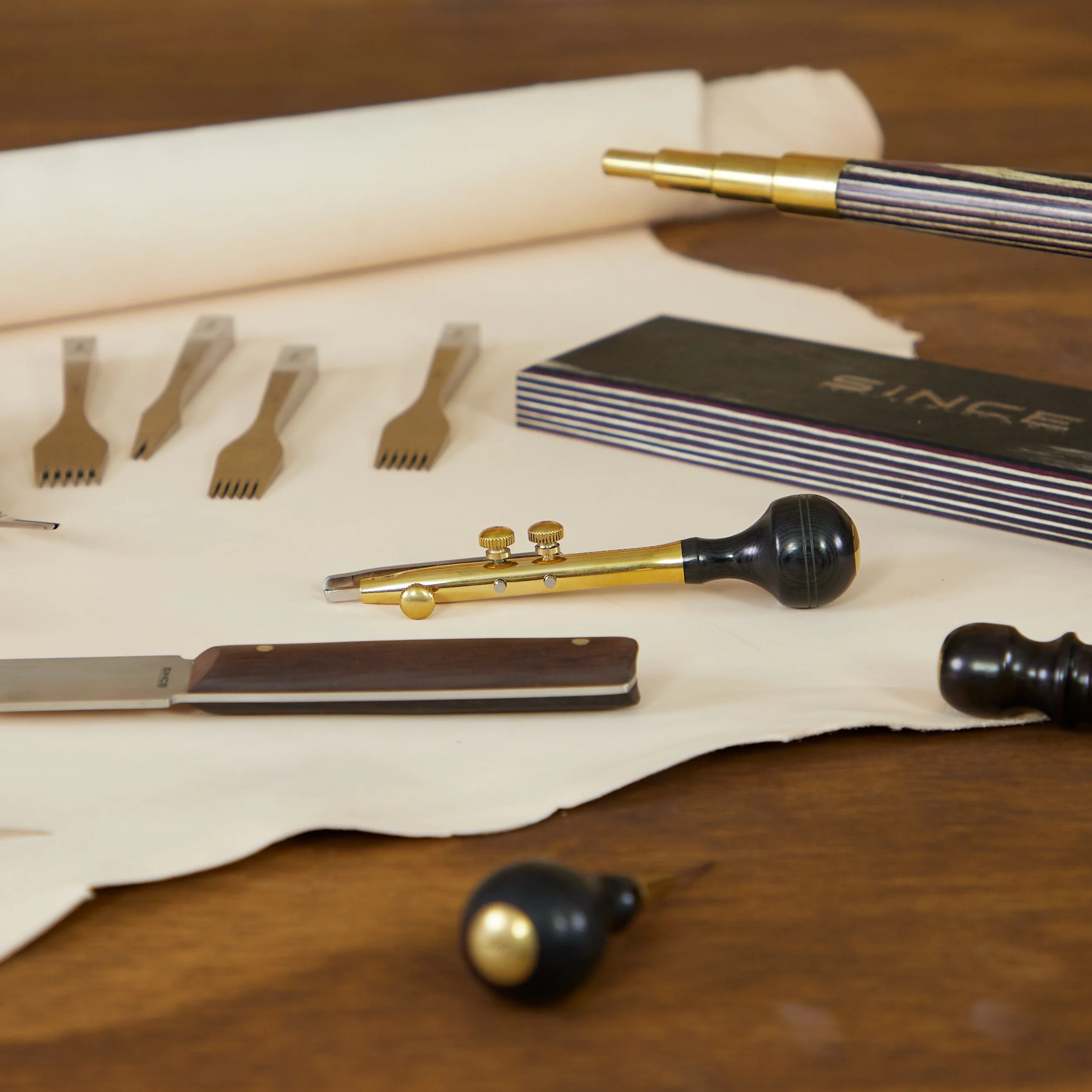 TandyPro® Tools Stitching Groover - Image 3